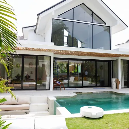 Villa Balena - 4Br Villa In Kerobokan